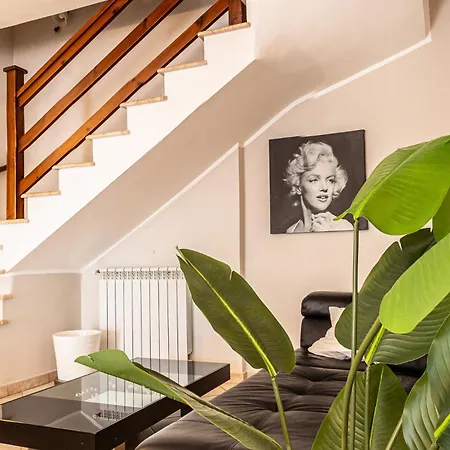 Maison Monroe